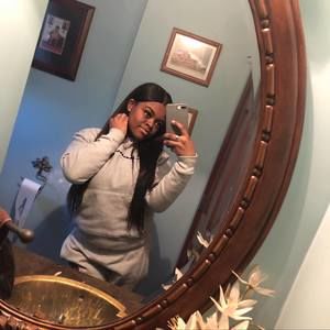 Meet your Posher, Amber